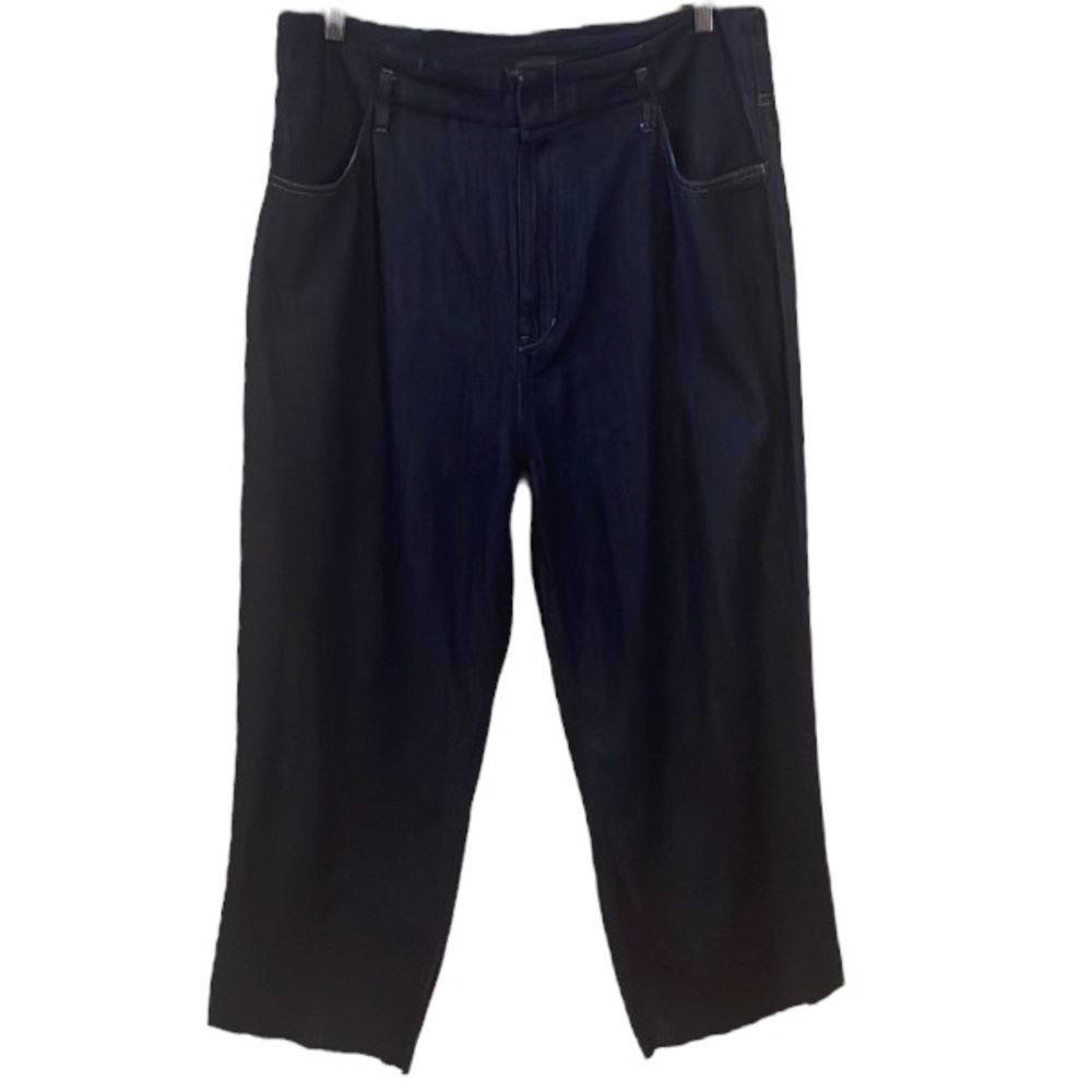 2/$25 Uniqlo Dark Wash Relaxed Fit Cut Off Jeans Size 32